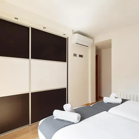 Lucas House By Group Apartman Sitges