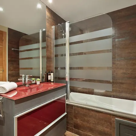 Lucas House By Group