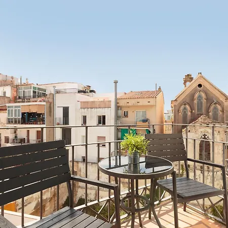 Lucas House By Group Apartman *