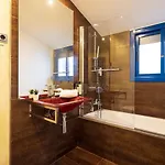 Lucas House By Group Apartament *